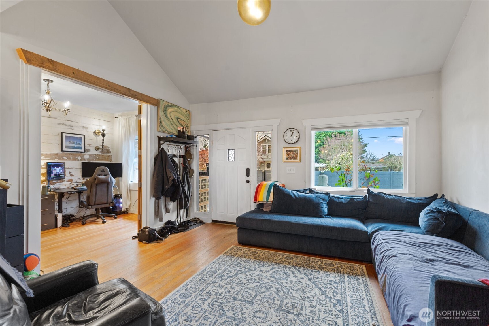 1053 S Southern Street Property Photo 4