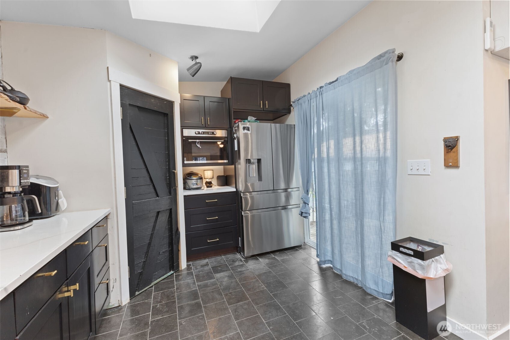 1053 S Southern Street Property Photo 7