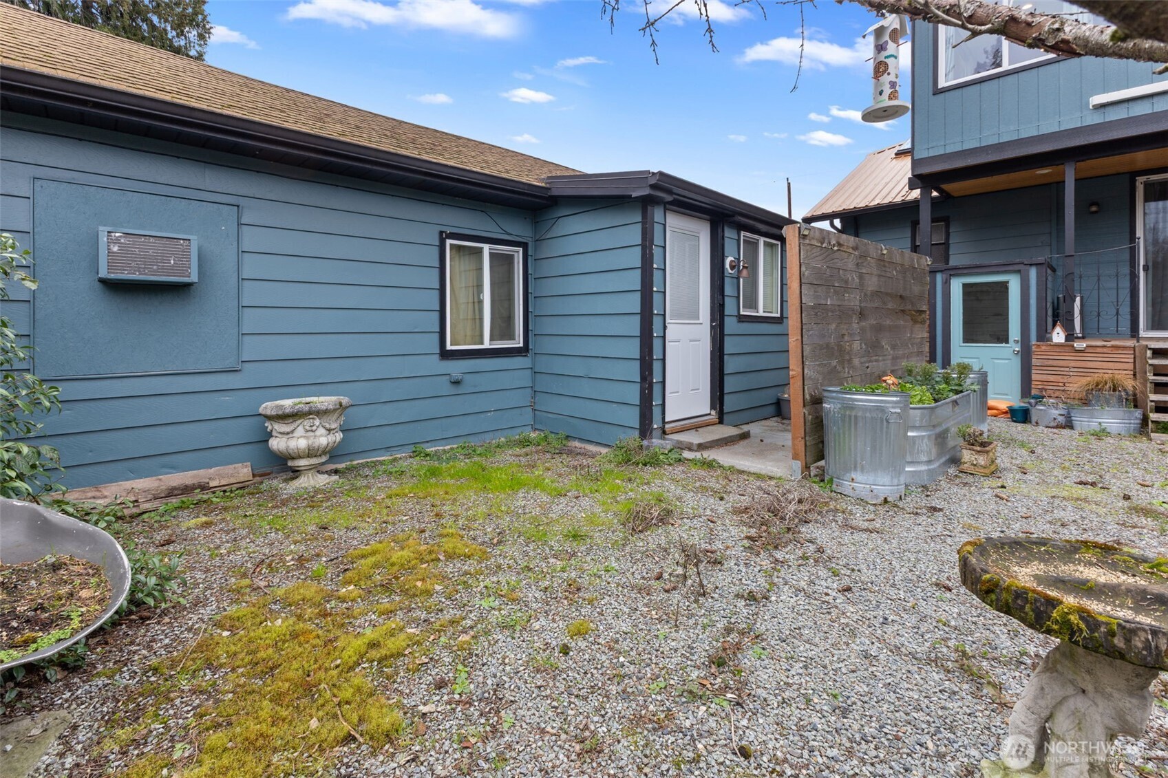 1053 S Southern Street Property Photo 27