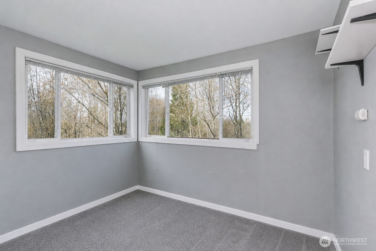 8618 74th Drive Property Photo 25