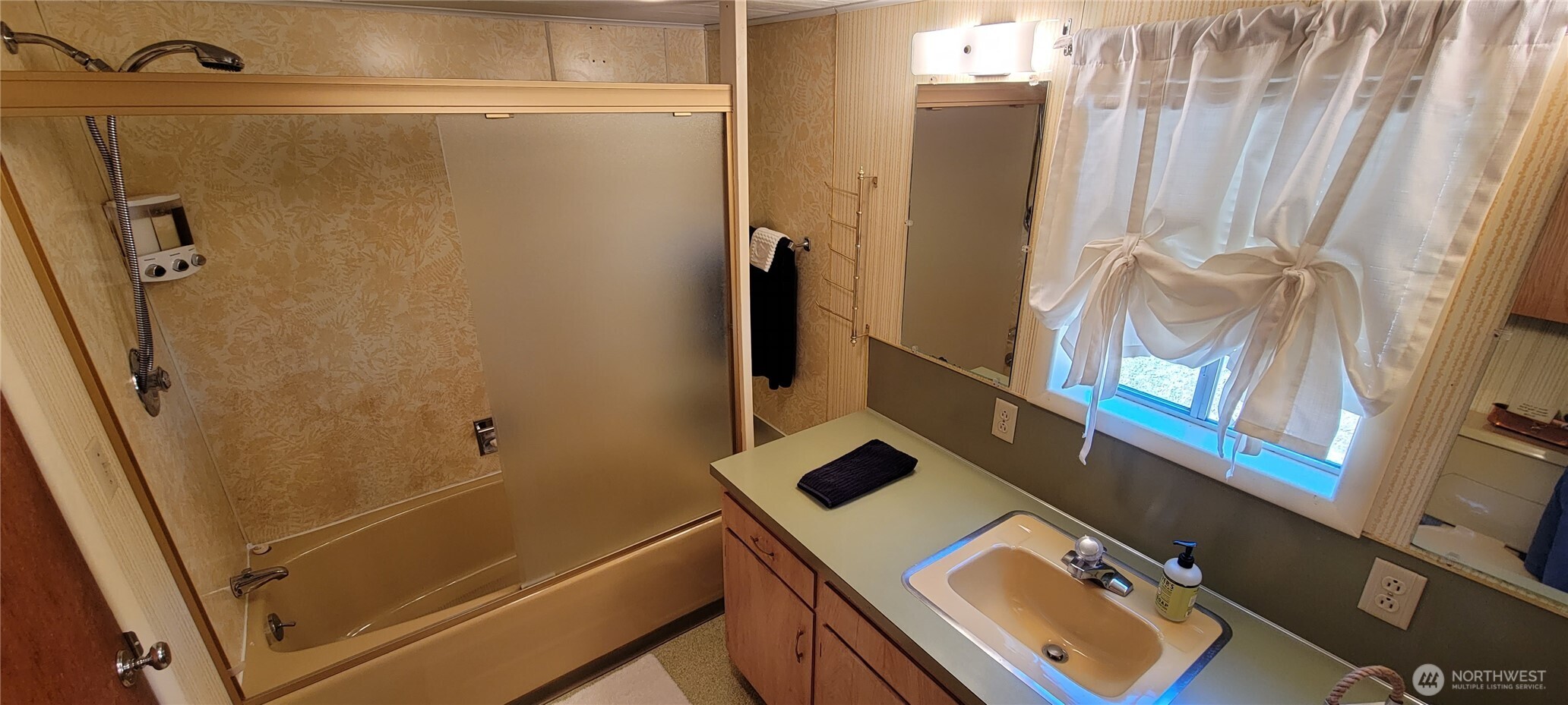 1571 Highway 112 Property Photo 17