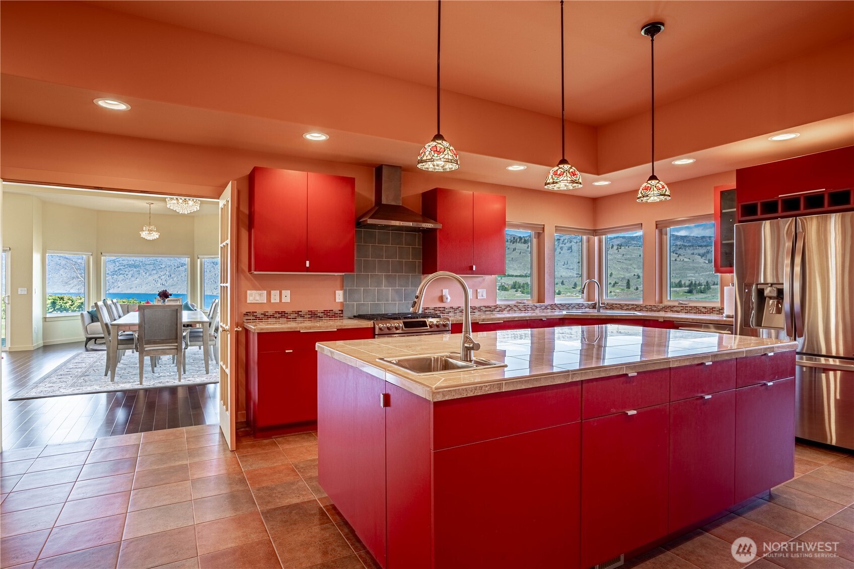 555 Loop Avenue Property Photo 14