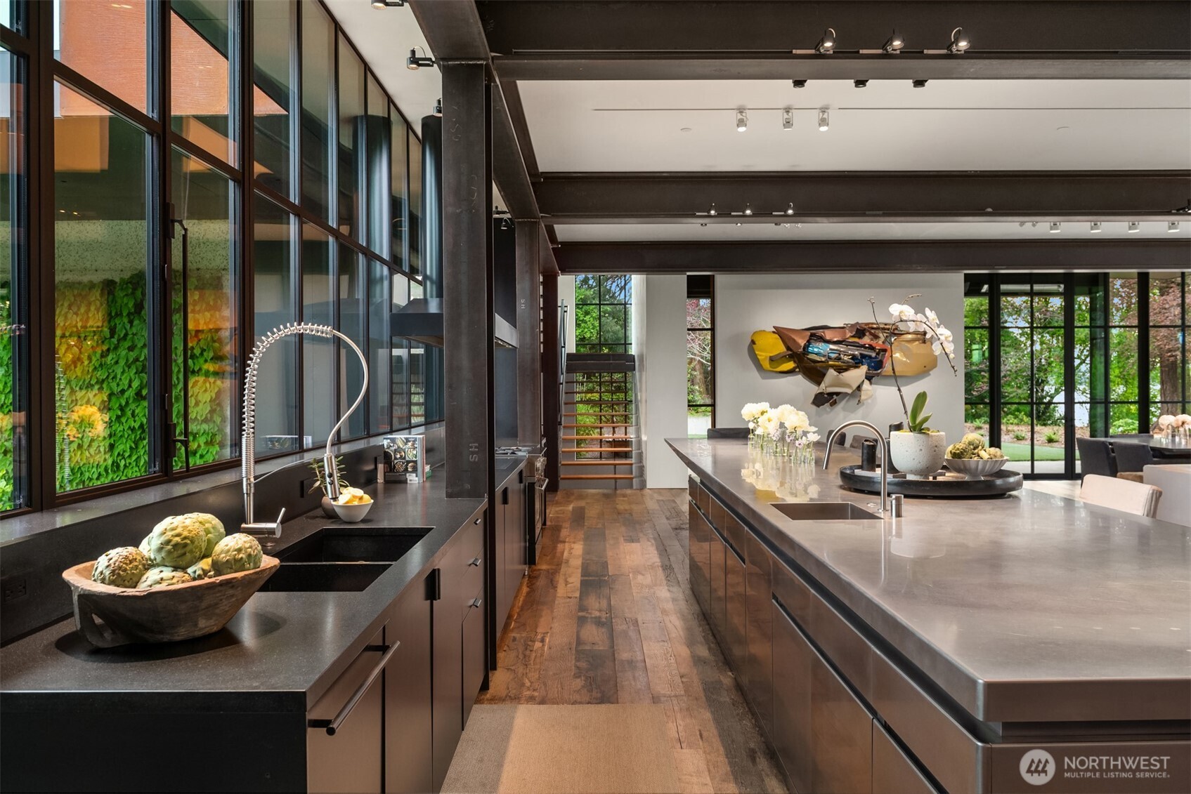 2497151 Property Photo 15