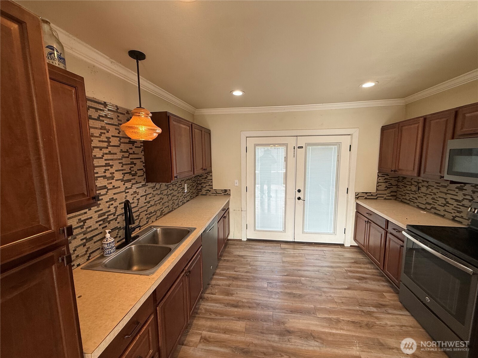 649 5th Avenue Property Photo 12
