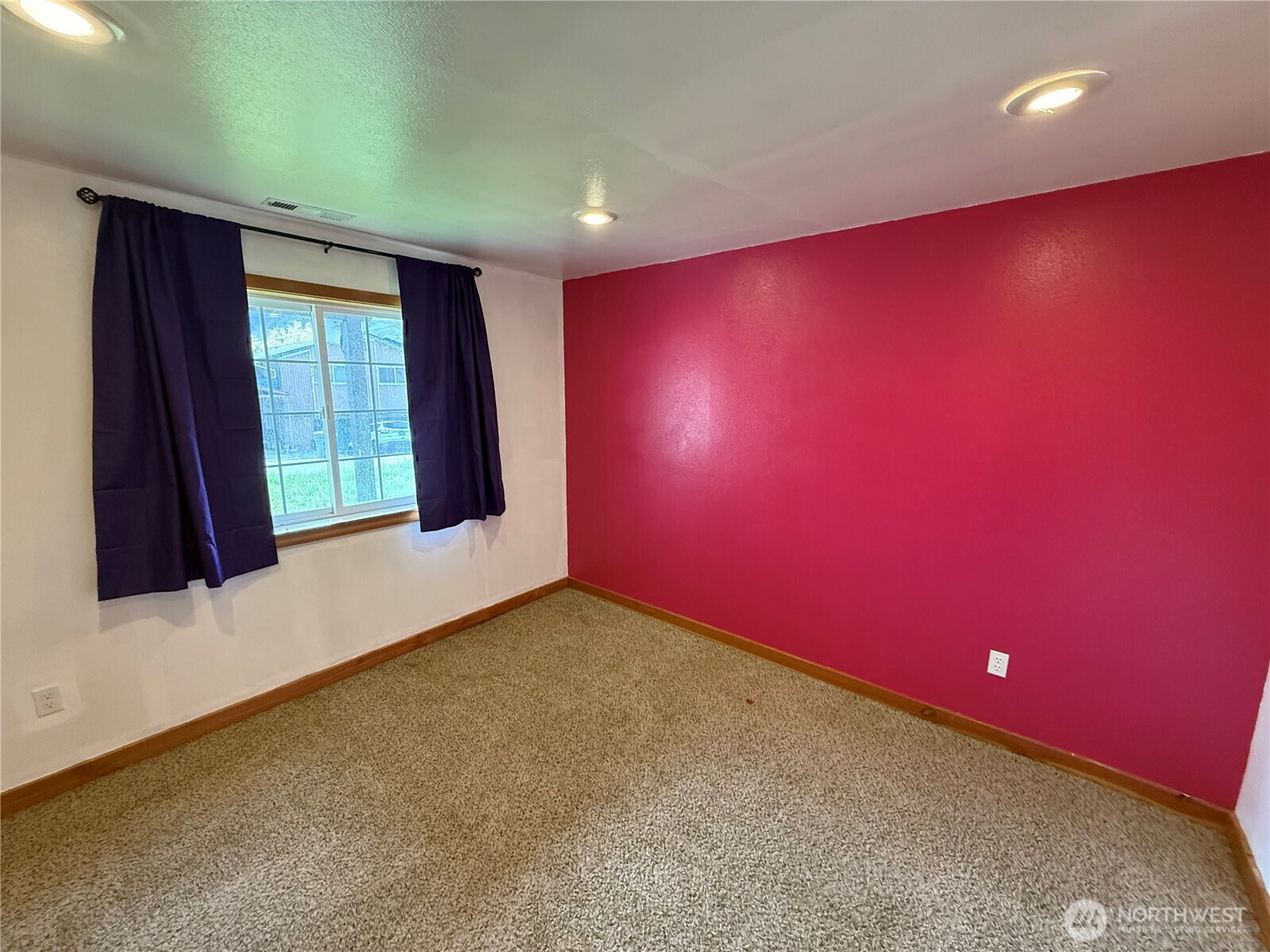 649 5th Avenue Property Photo 25