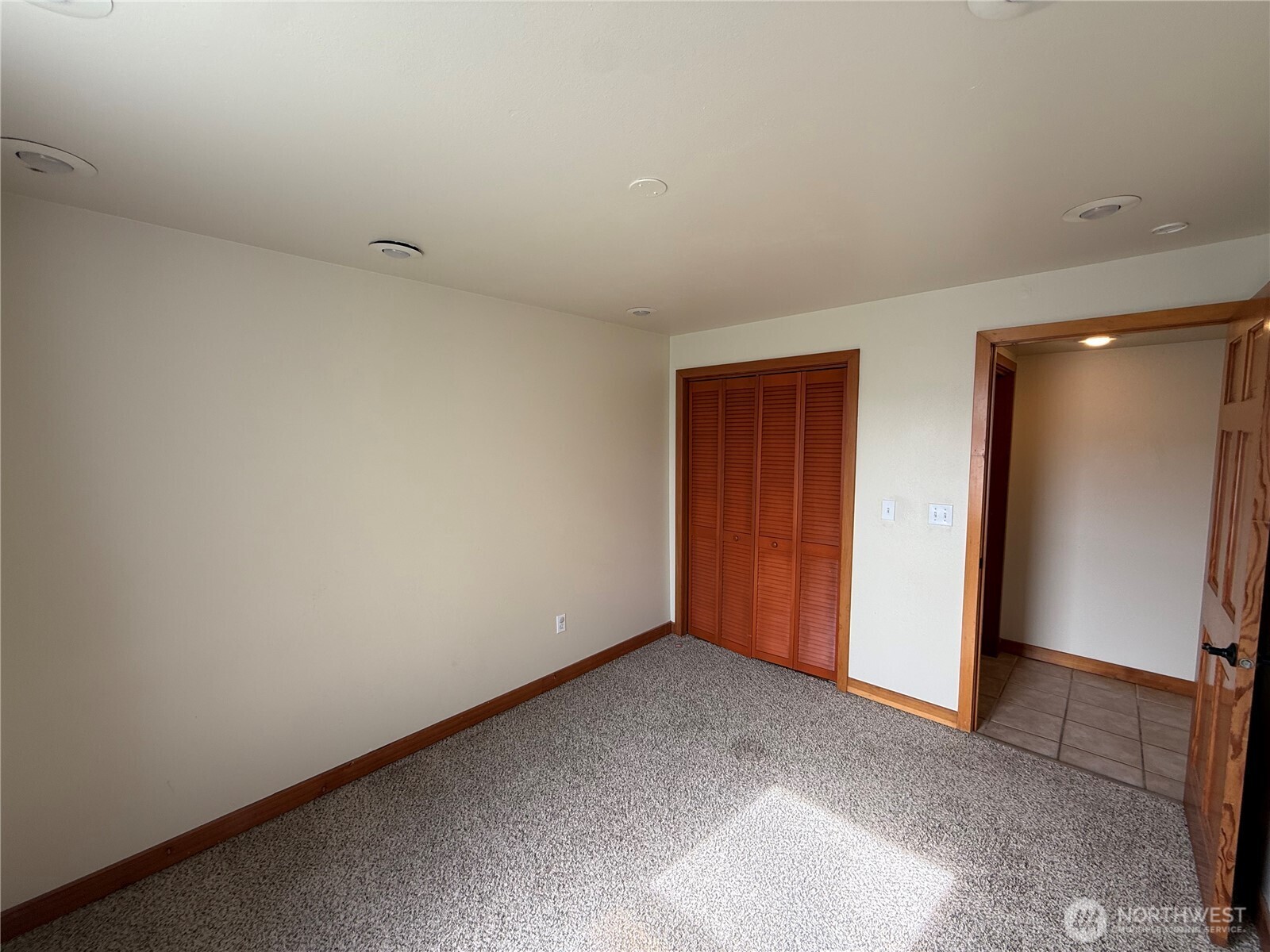 649 5th Avenue Property Photo 27