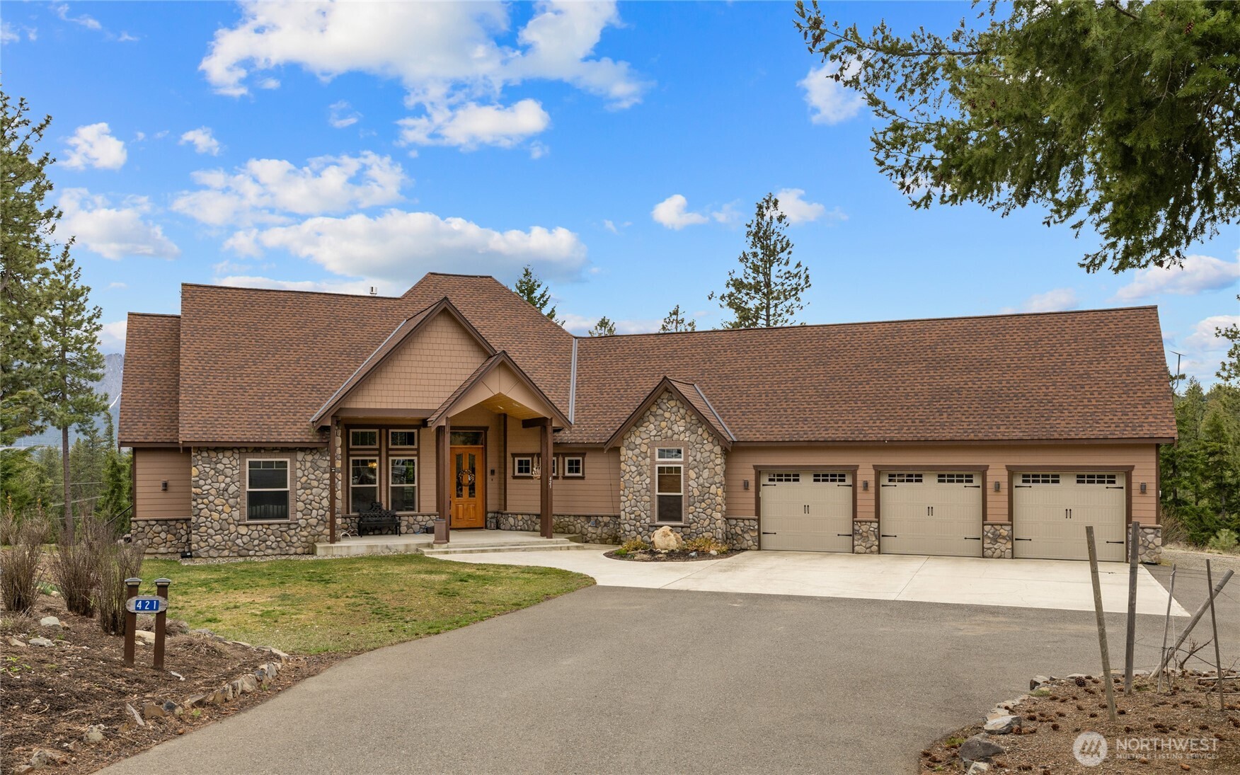 421 Meadow Ridge Drive Property Photo 1