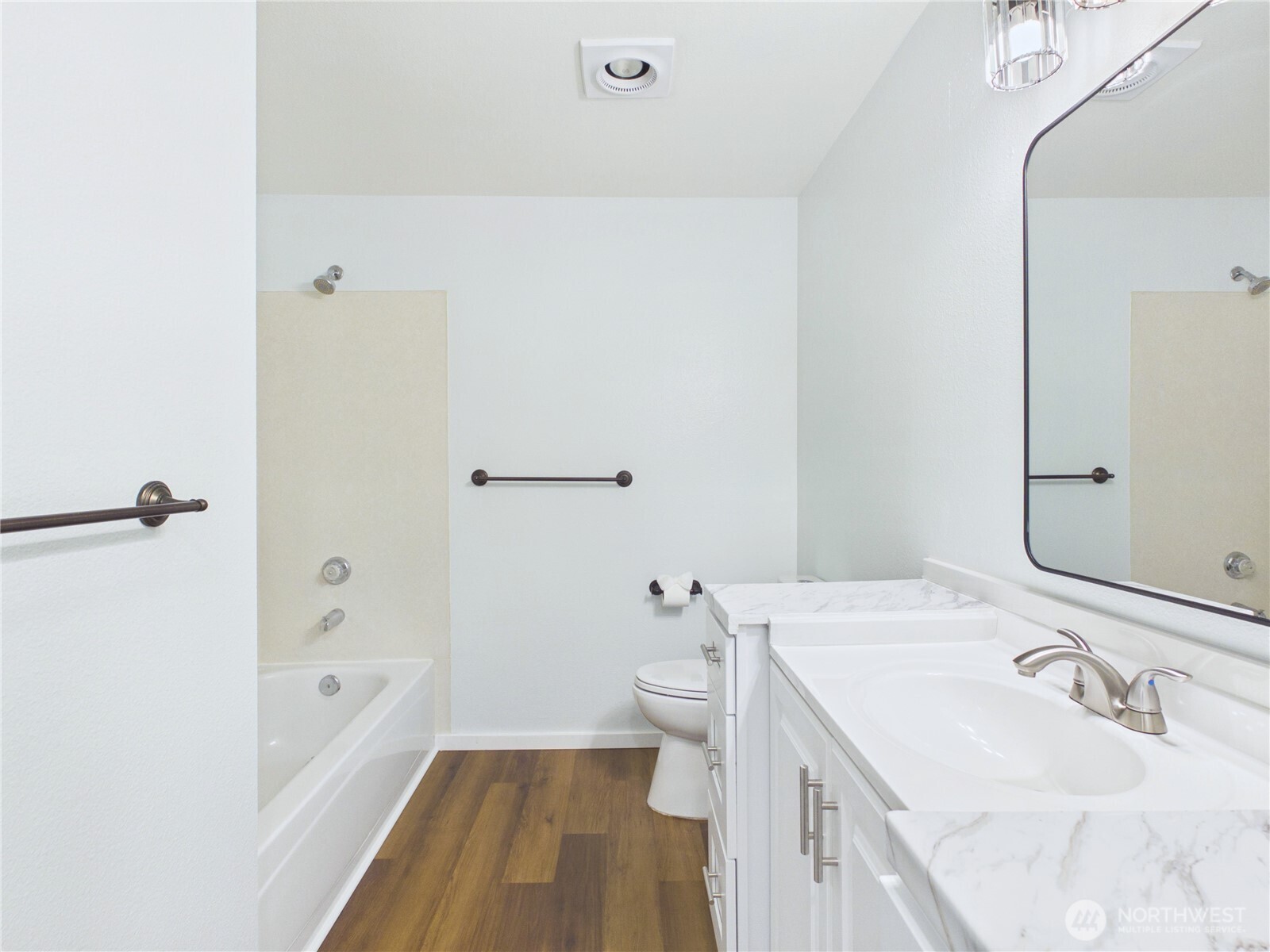 11002 Se Petrovitsky Road I102 Property Photo 10