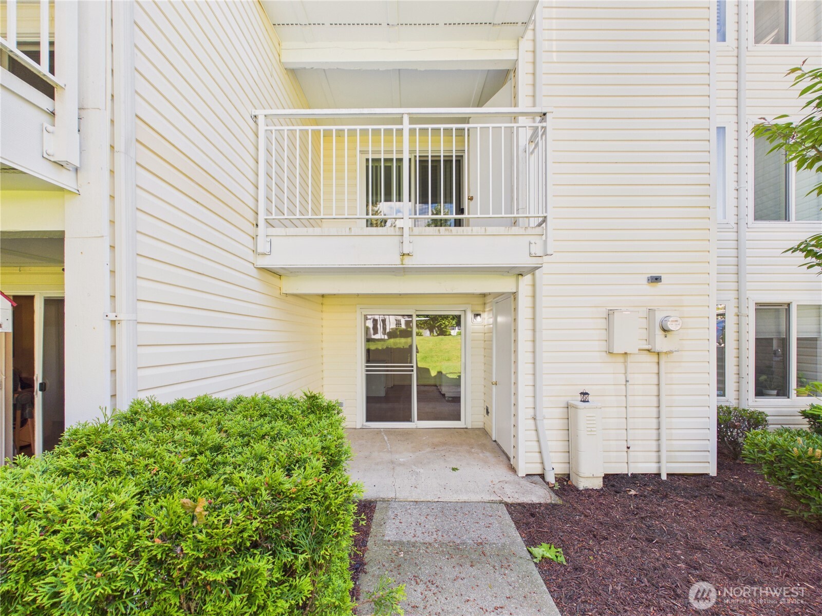 11002 Se Petrovitsky Road I102 Property Photo 16