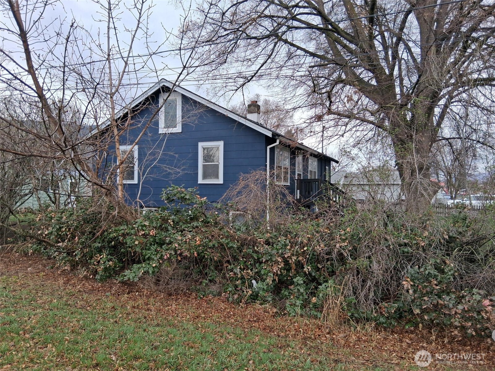 621 Juniper Property Photo 8