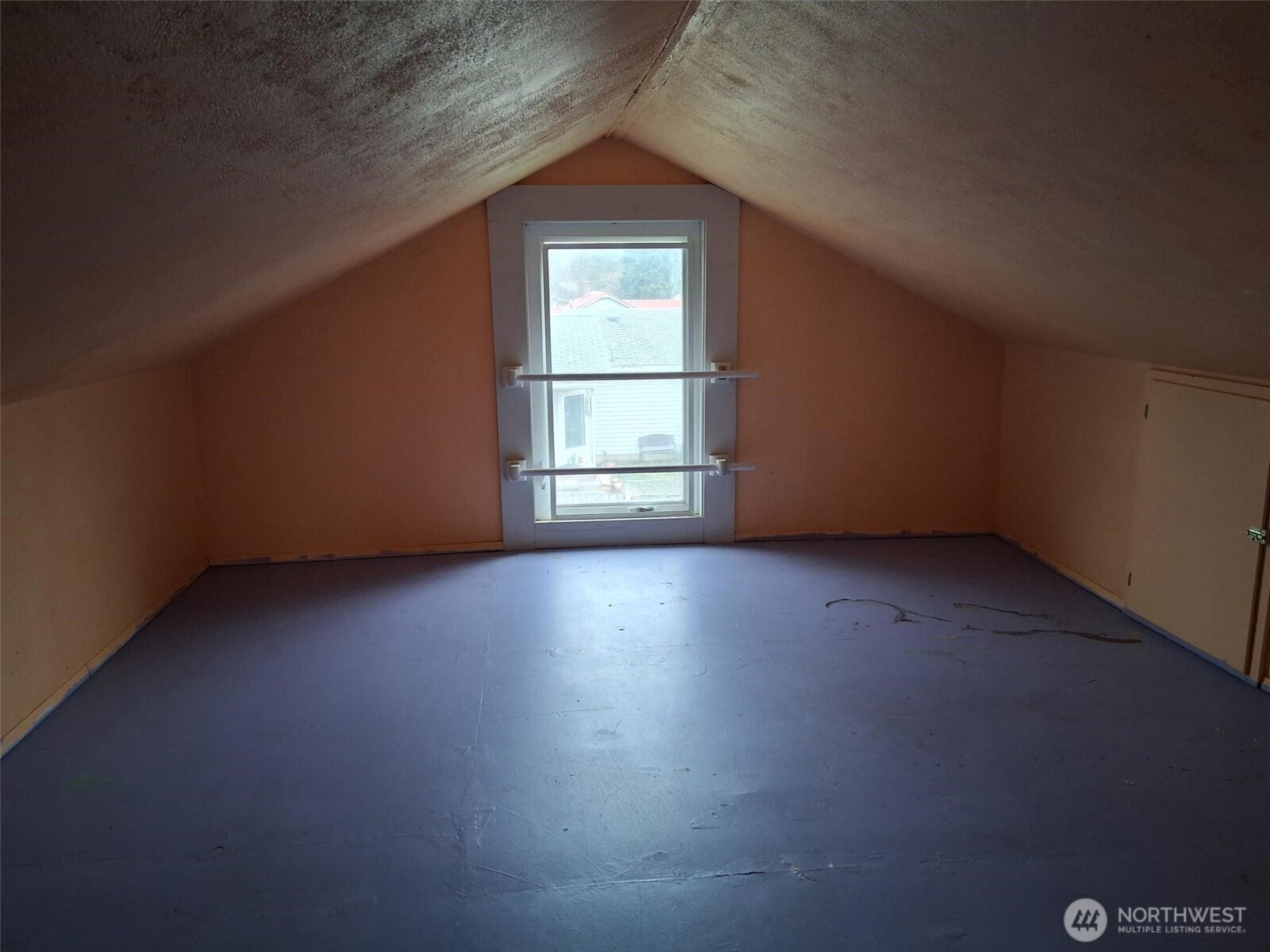 621 Juniper Property Photo 20