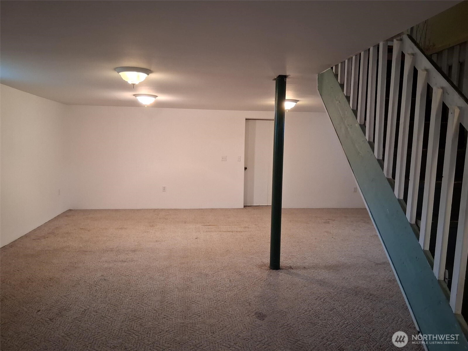 621 Juniper Property Photo 21