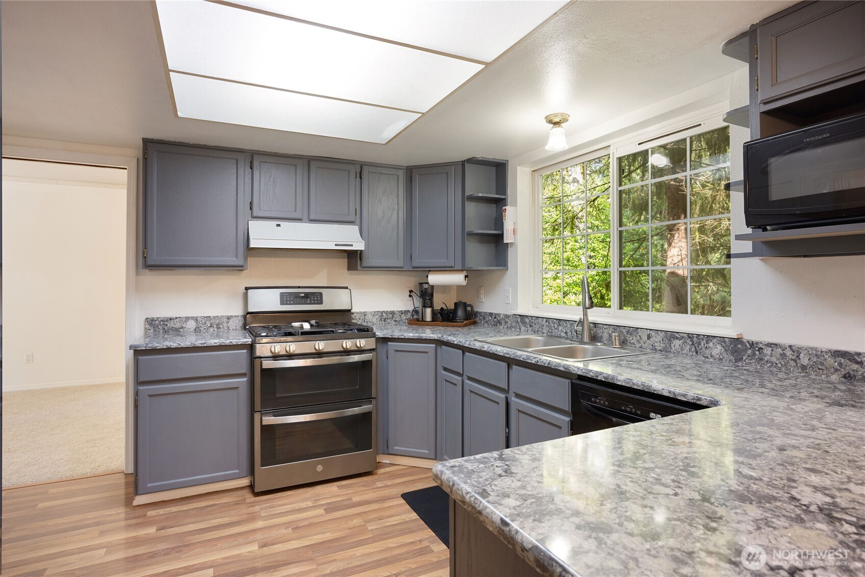 2275 Northlake Way Property Photo 14