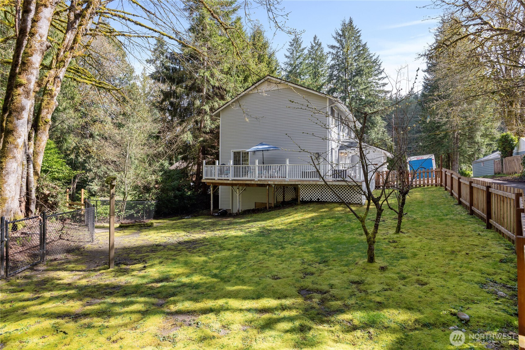 2275 Northlake Way Property Photo 33