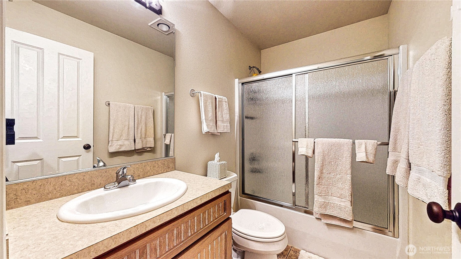 80 Evergreen Way Property Photo 14