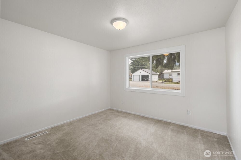714 Madison Avenue Property Photo 26
