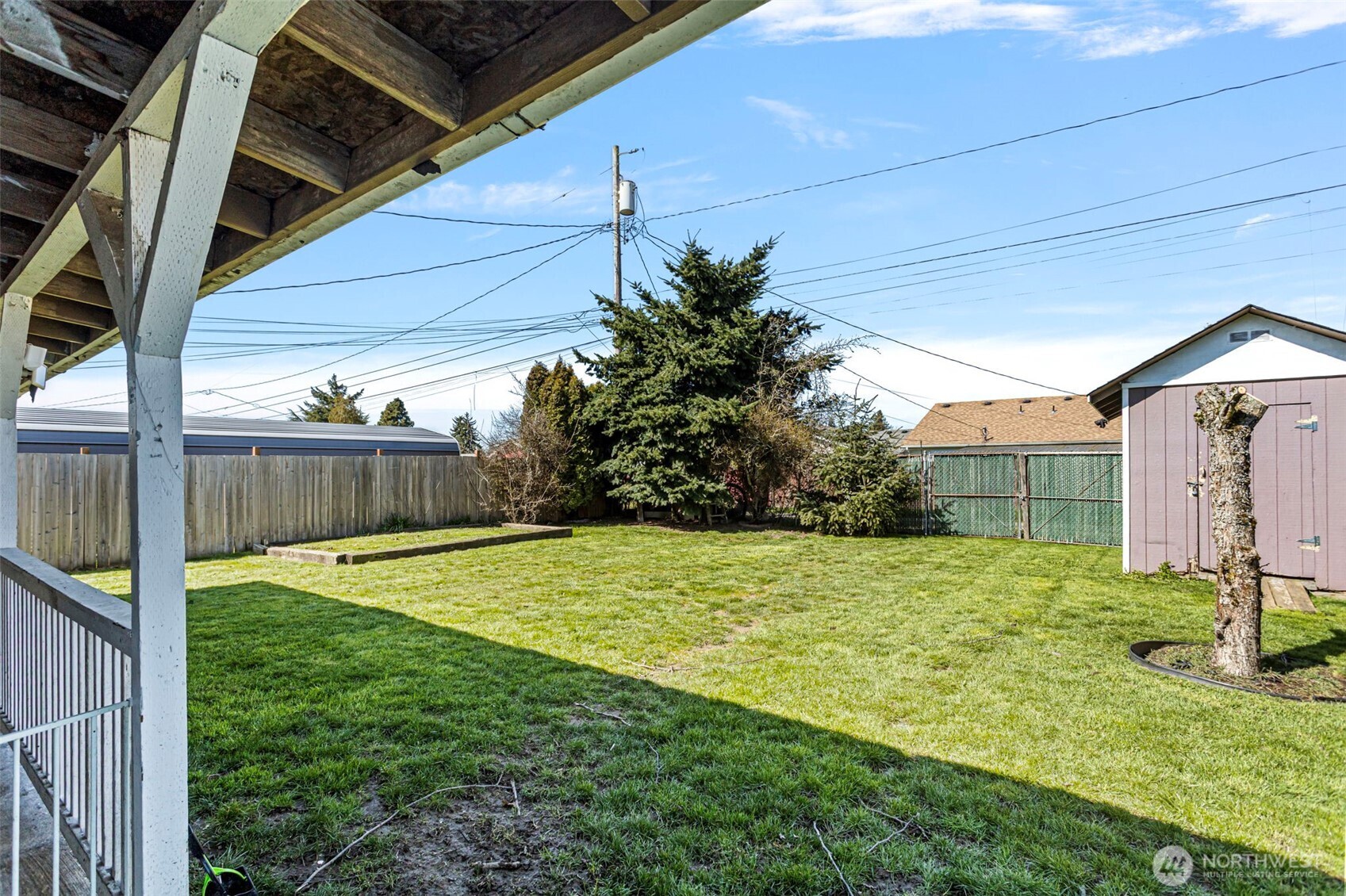 1025 E 63rd Street Property Photo 21