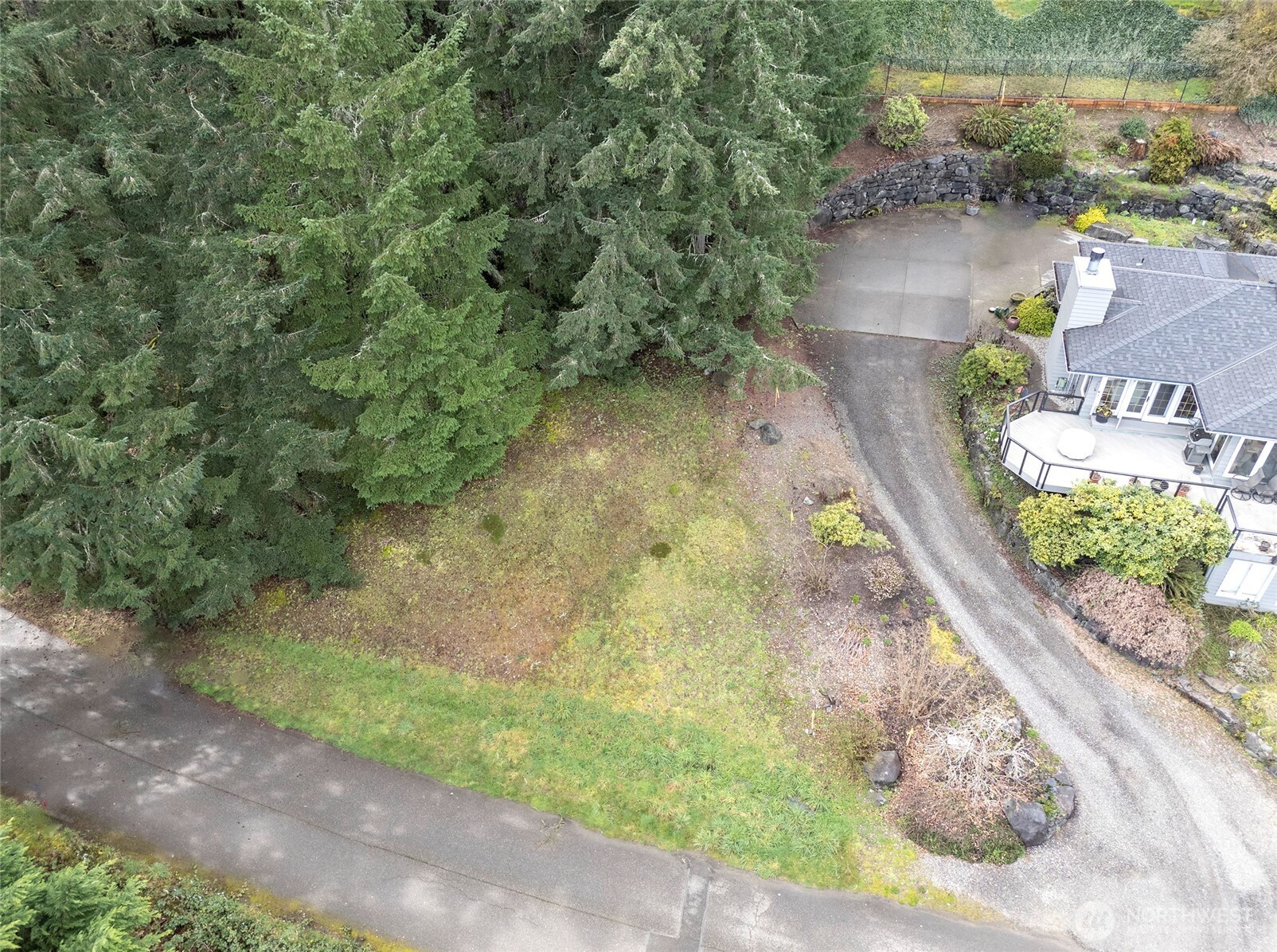 9806 Sari Lane Property Photo 11