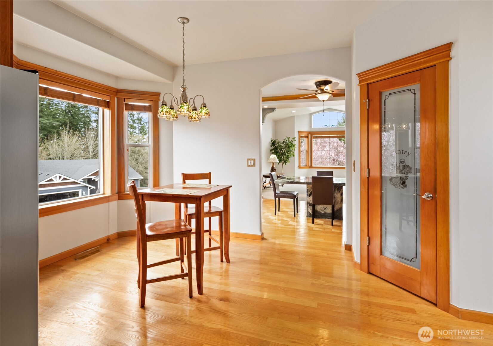 1140 Matterhorn Loop Property Photo 13