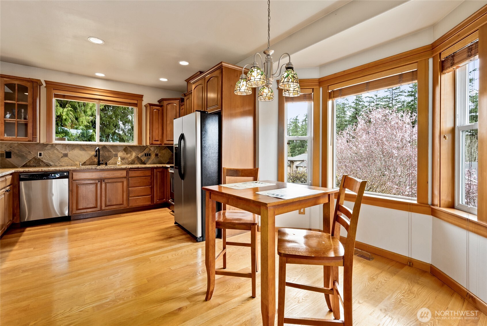 1140 Matterhorn Loop Property Photo 14