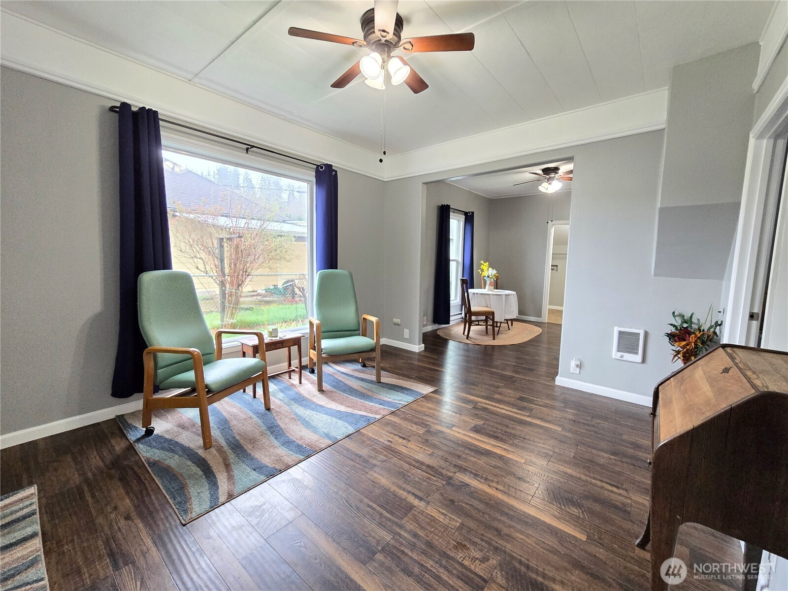 1407 Laurel Street Property Photo 4