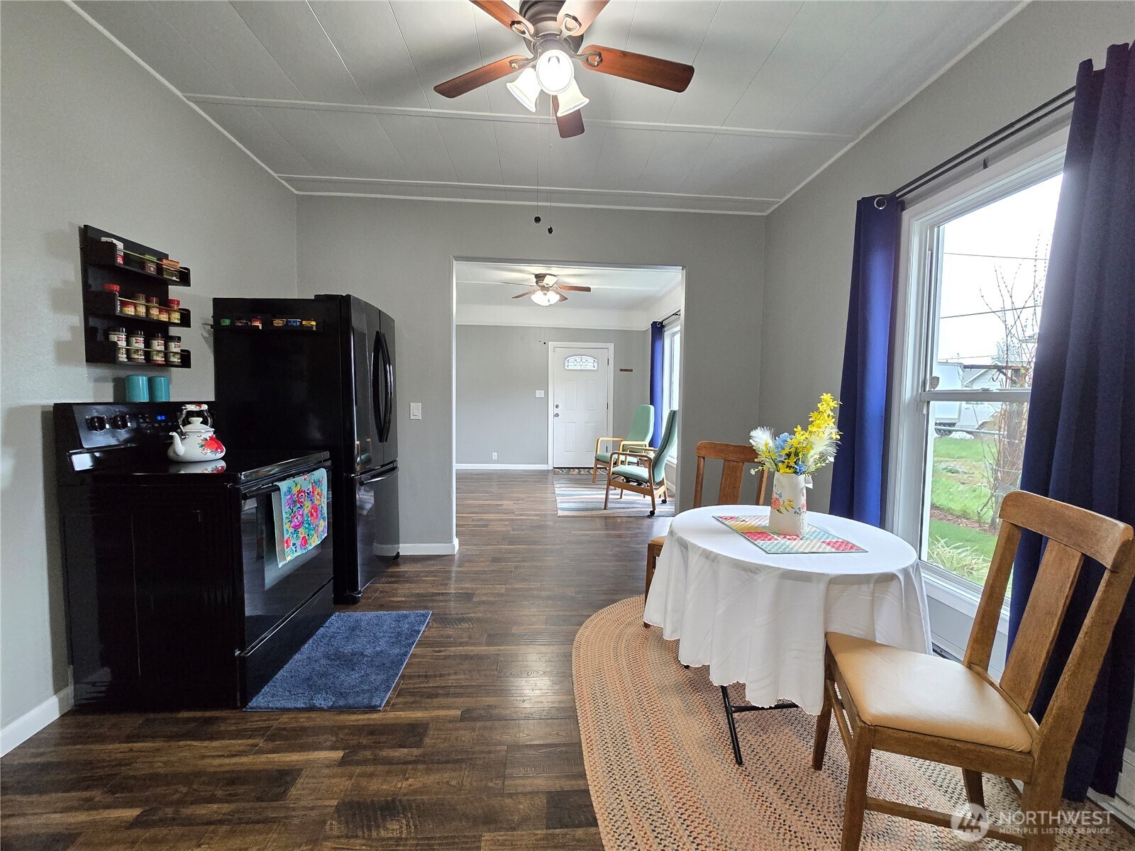 1407 Laurel Street Property Photo 6