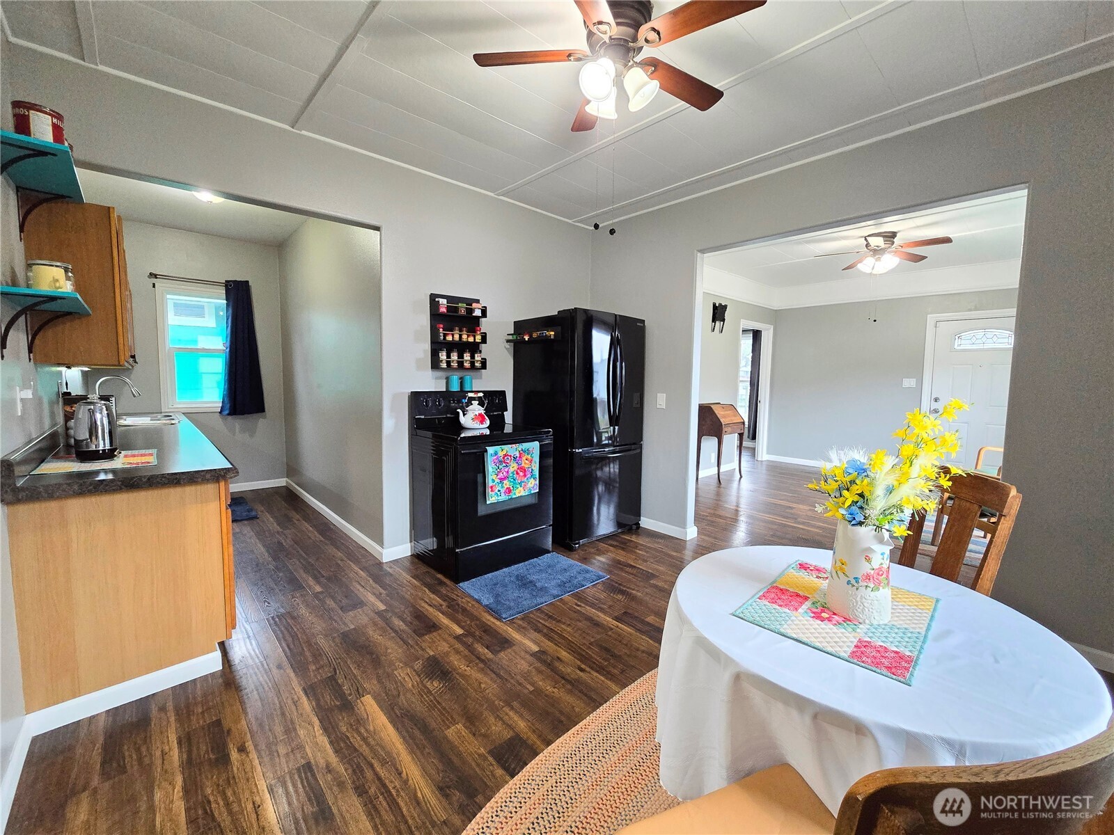 1407 Laurel Street Property Photo 7