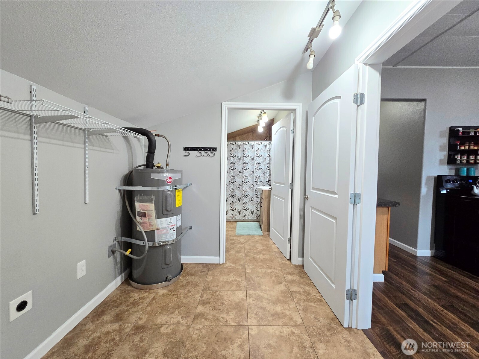 1407 Laurel Street Property Photo 18