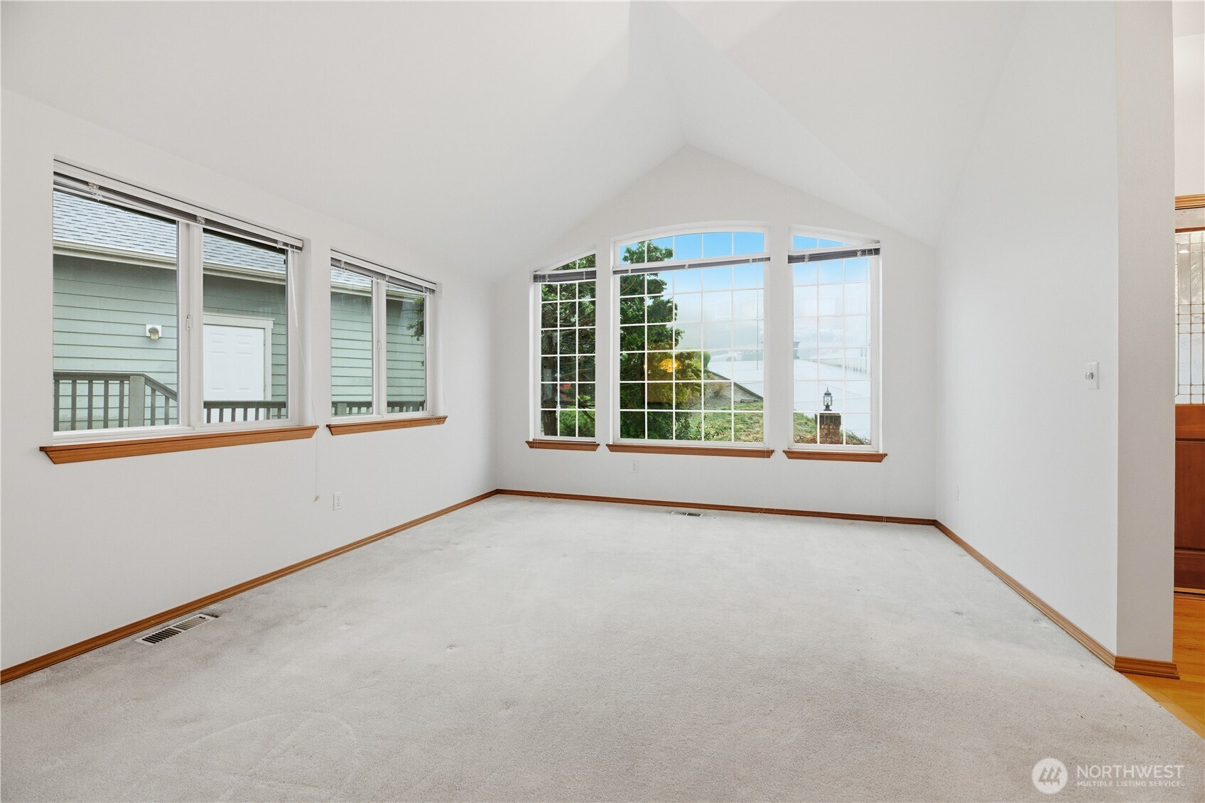 1924 5th Street Property Photo 7