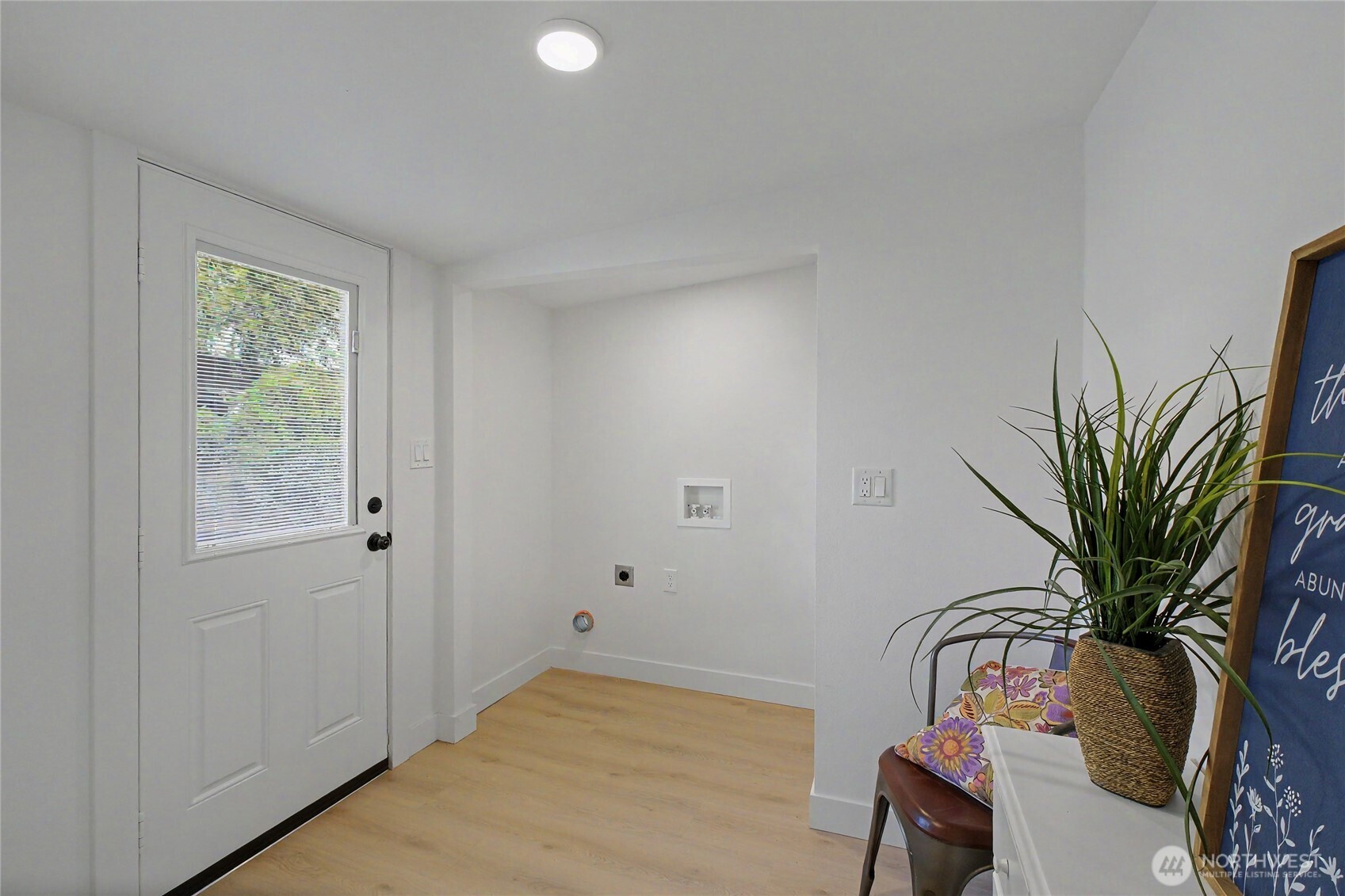918 Cashmere Street Property Photo 37