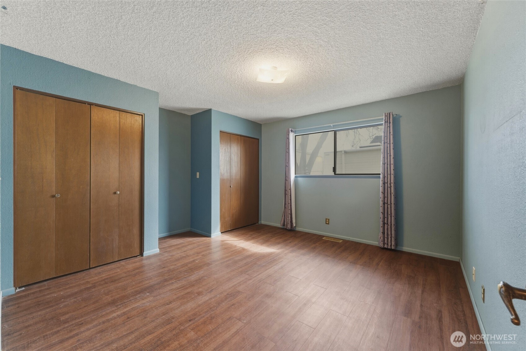 1427 Wilkenson Street Property Photo 12