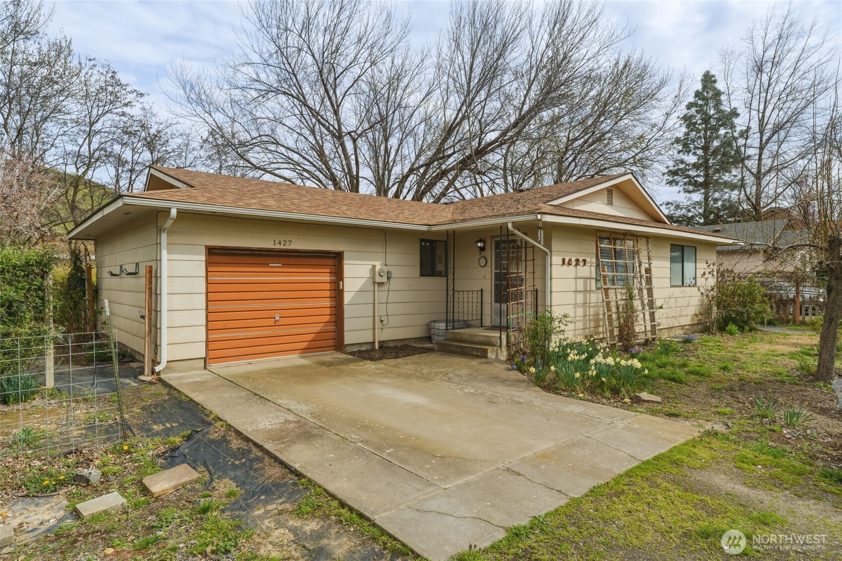 1427 Wilkenson Street Property Photo 24