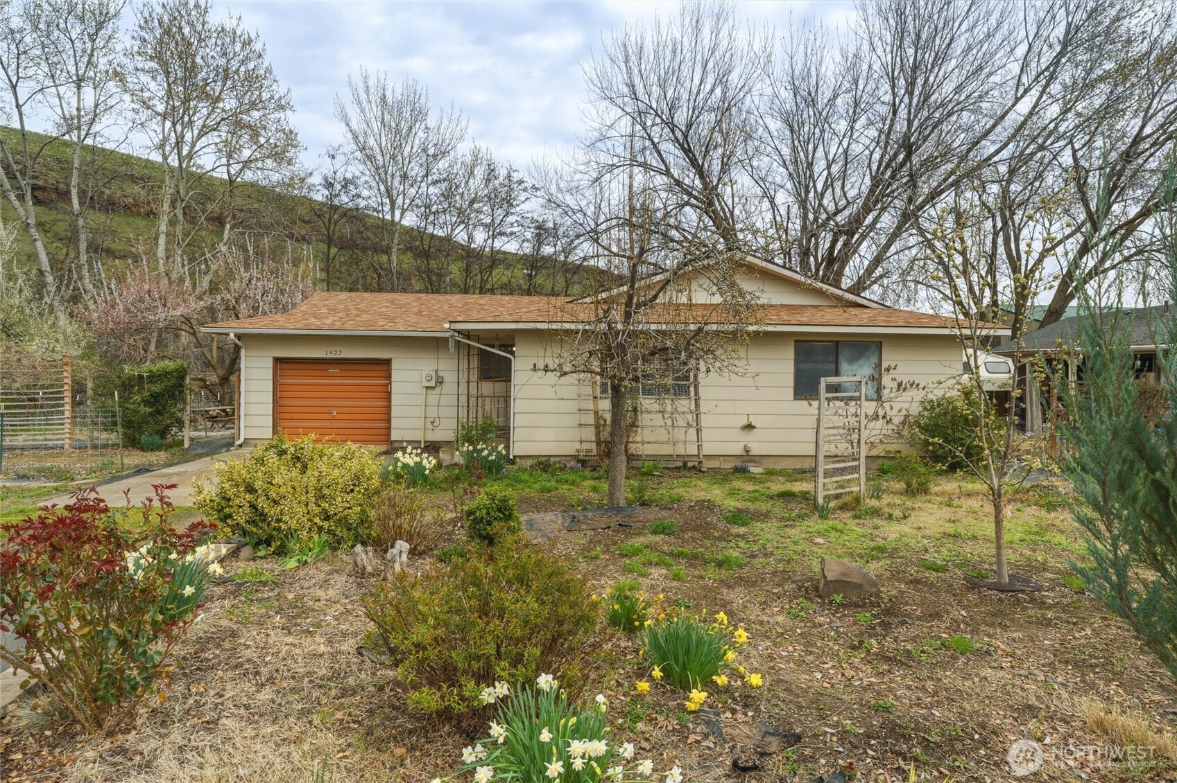1427 Wilkenson Street Property Photo 25