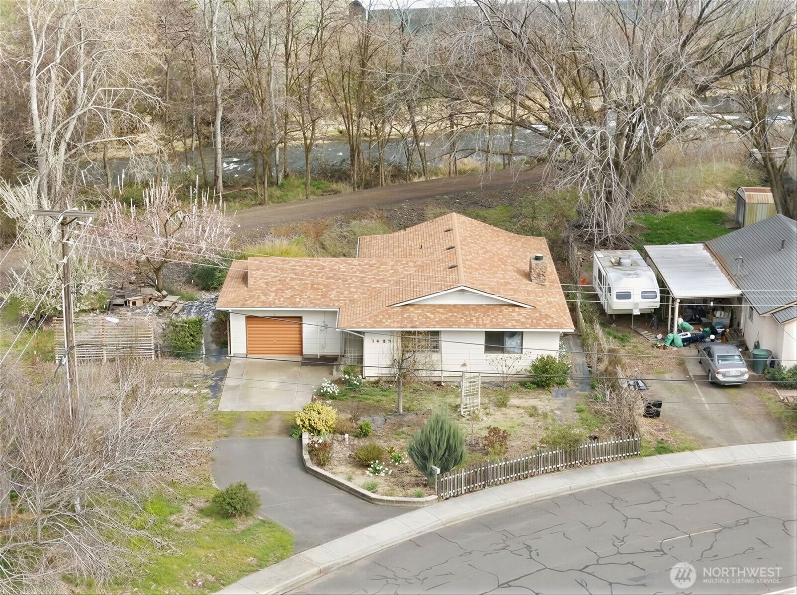 1427 Wilkenson Street Property Photo 37