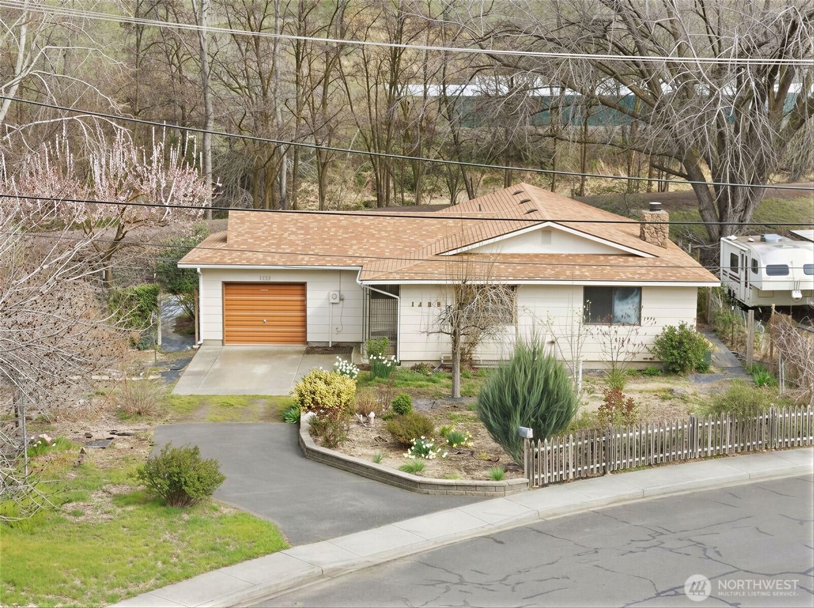 1427 Wilkenson Street Property Photo 39