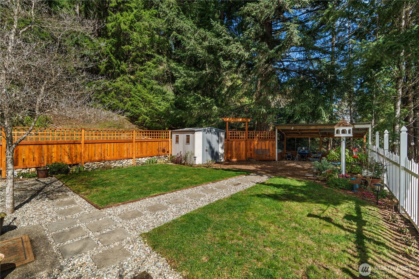 100 Ne Alta Vista Drive Property Photo 35