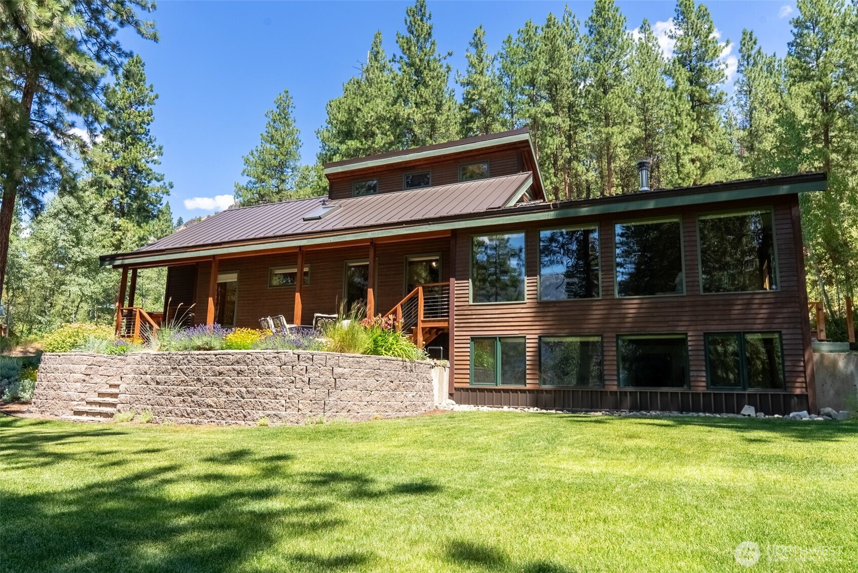 2 Trillium Road Property Photo 2