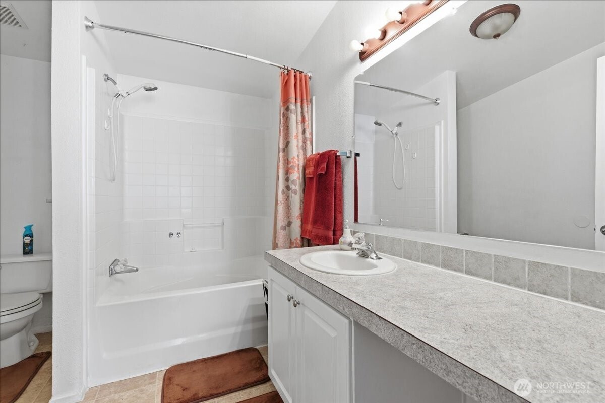 153 Nw Quincy Place Property Photo 11