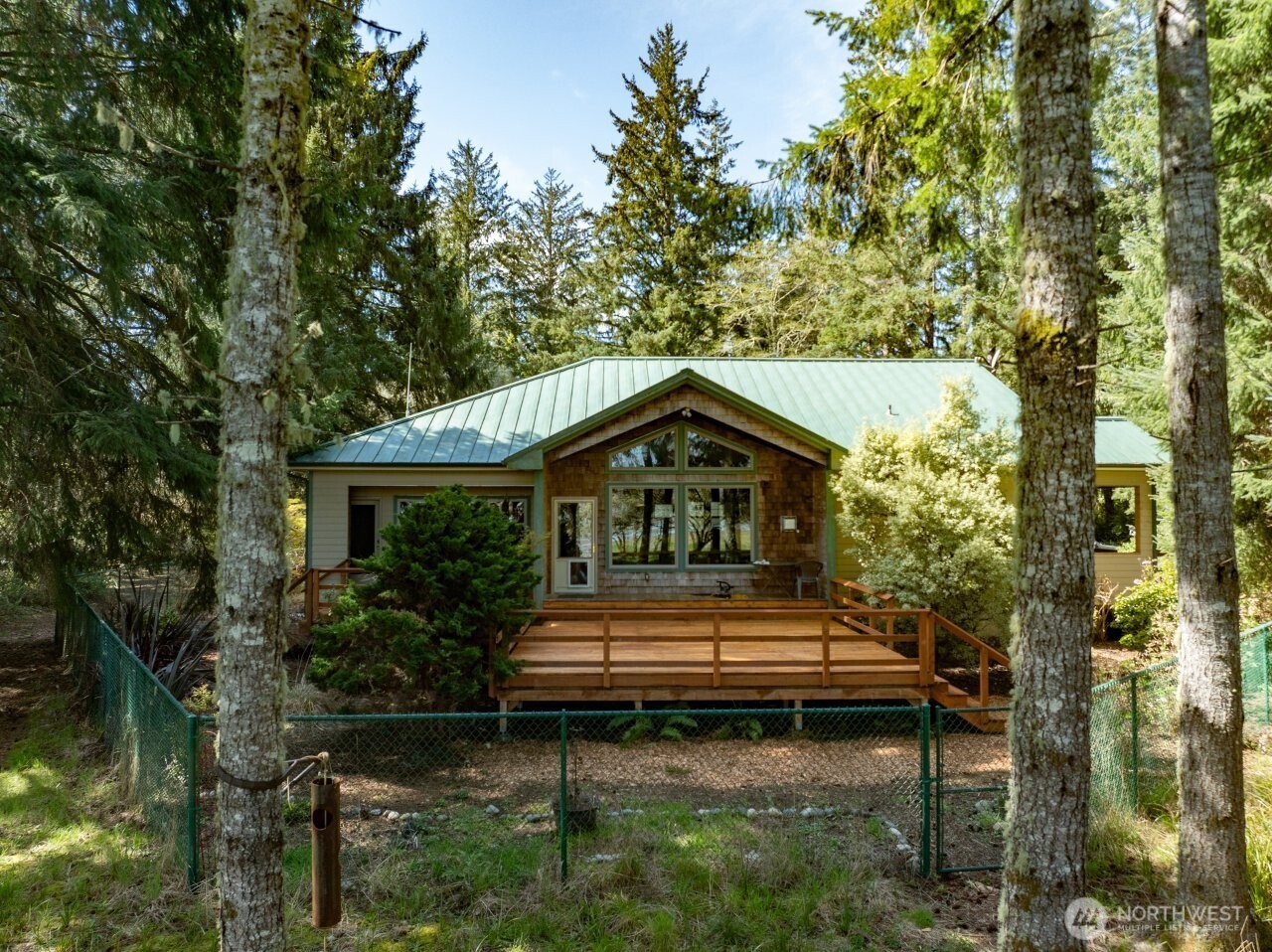 16820 Sandridge Road Property Photo 3