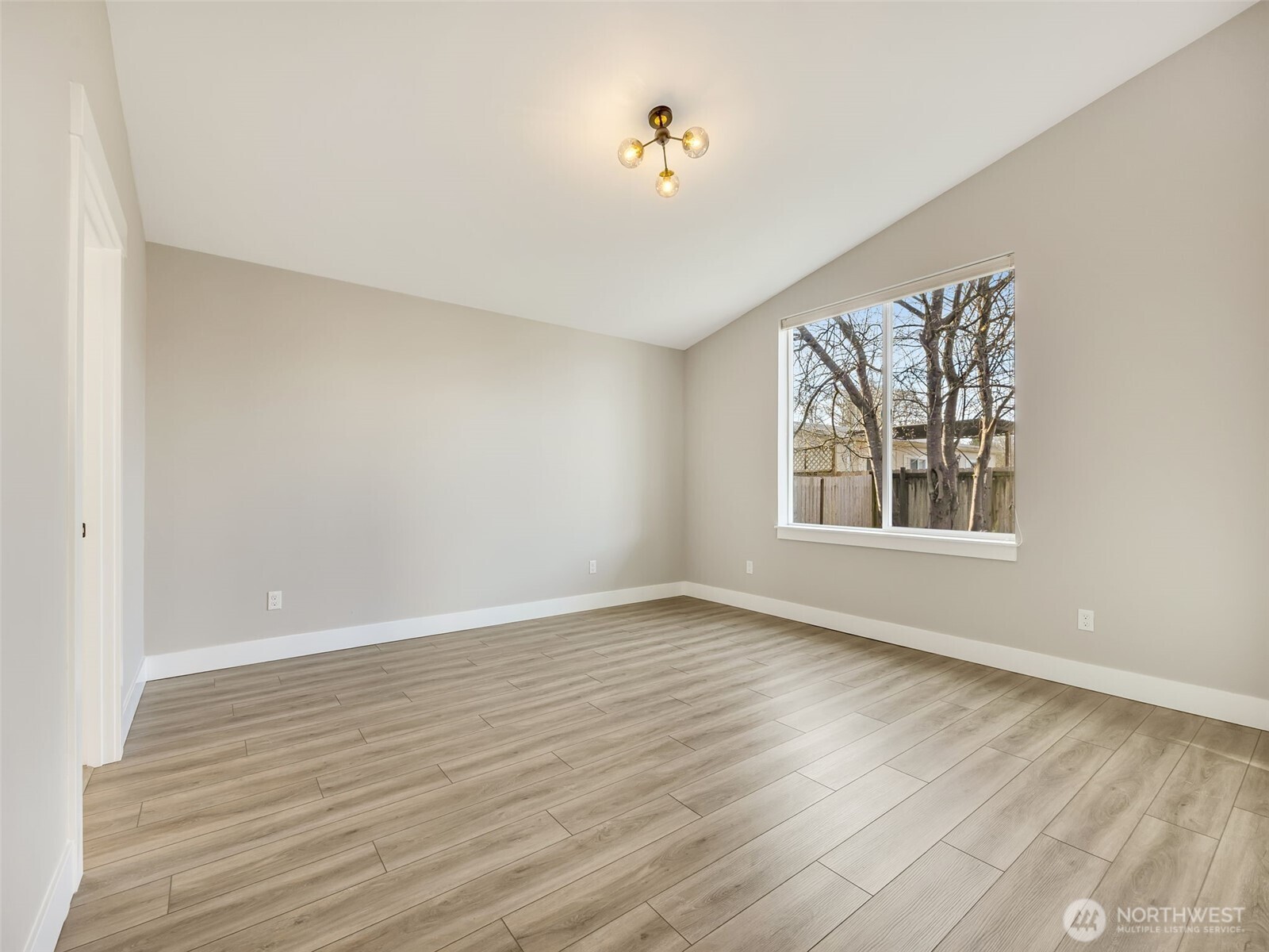 201 24th Street Property Photo 23