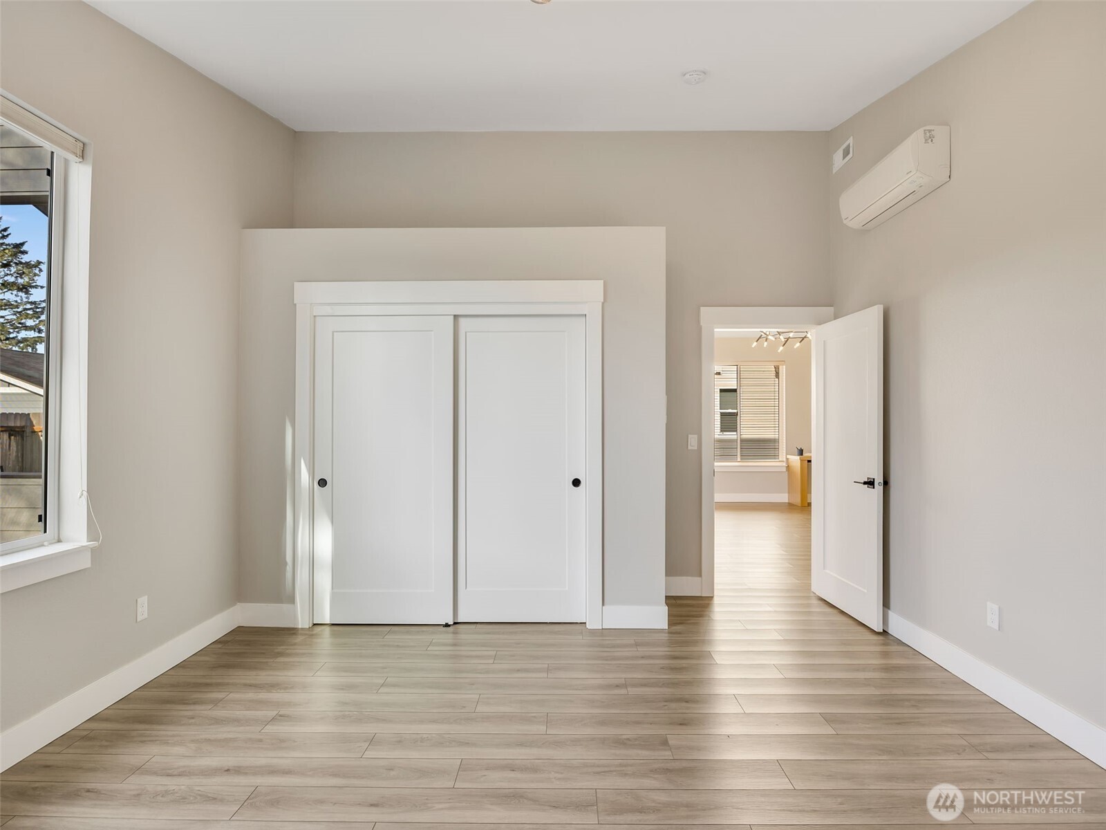 201 24th Street Property Photo 25