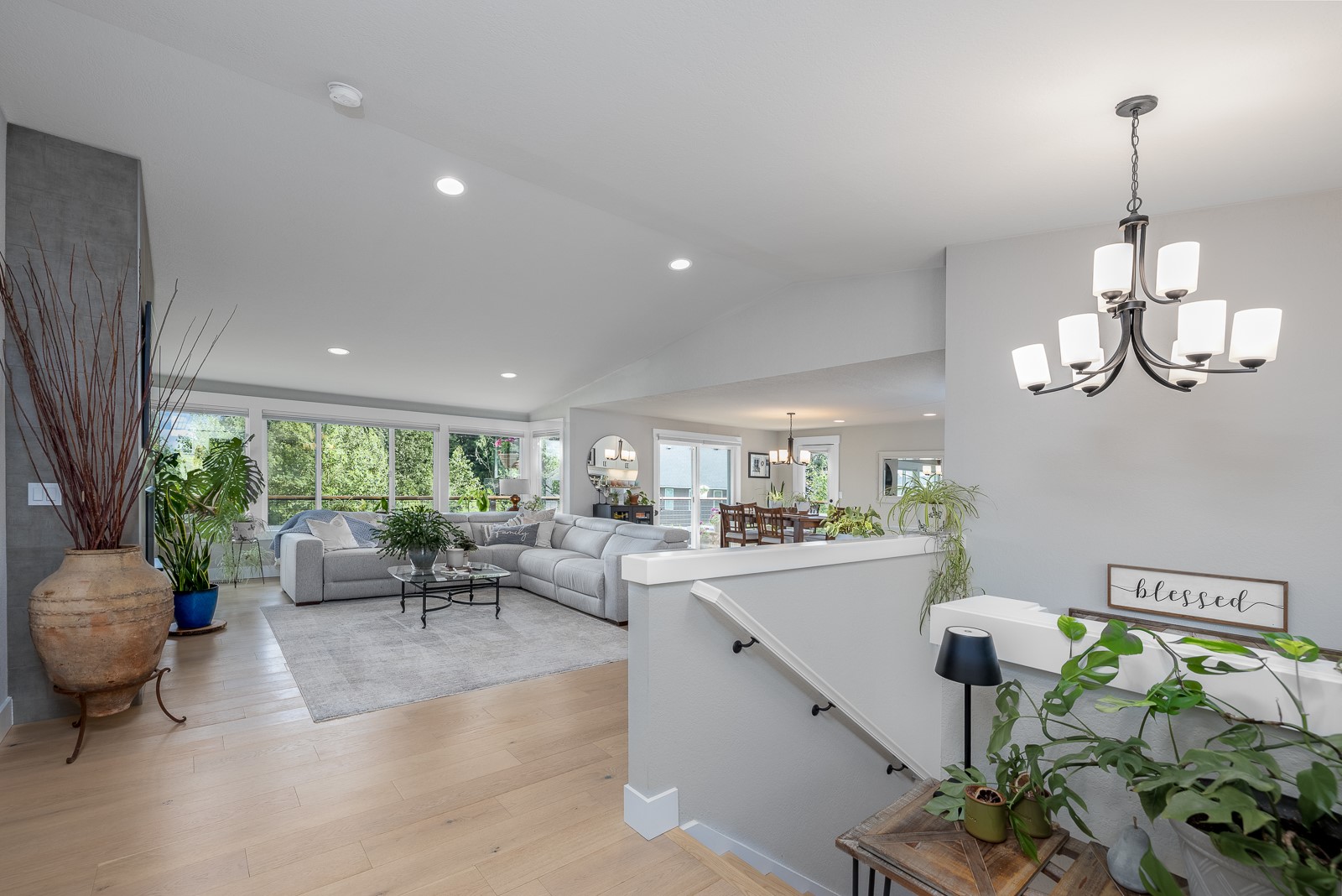17407 3rd Avenue Property Photo 2