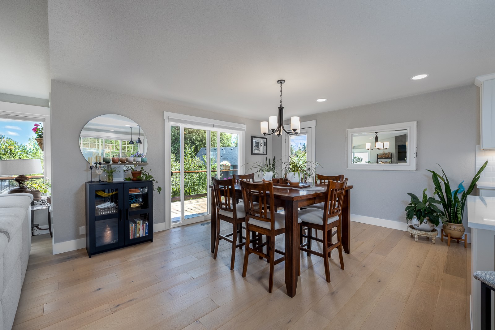 17407 3rd Avenue Property Photo 8