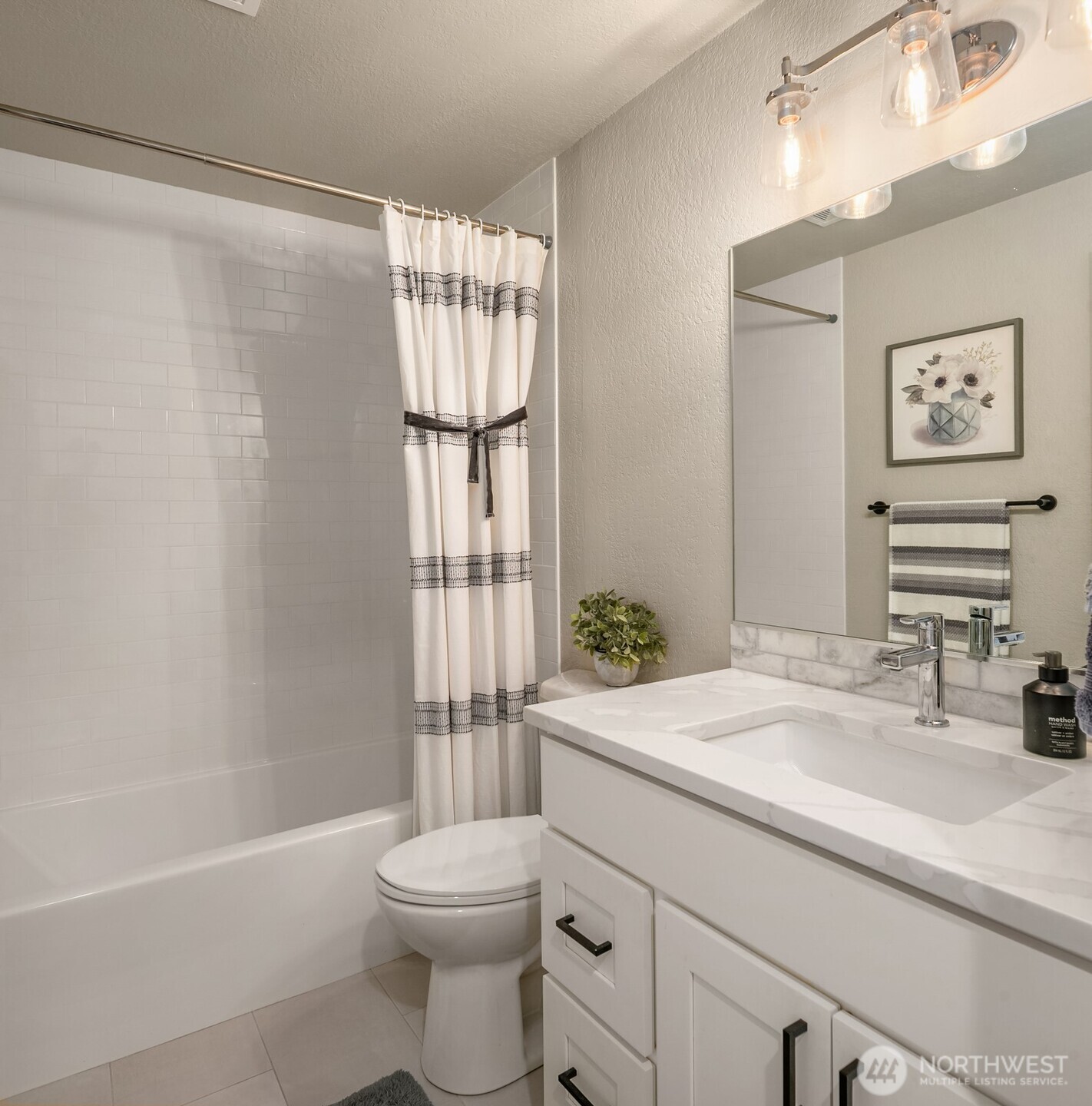17407 3rd Avenue Property Photo 17