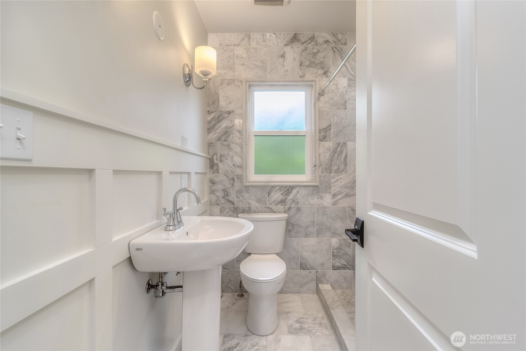 1051 Boyer Avenue Property Photo 12