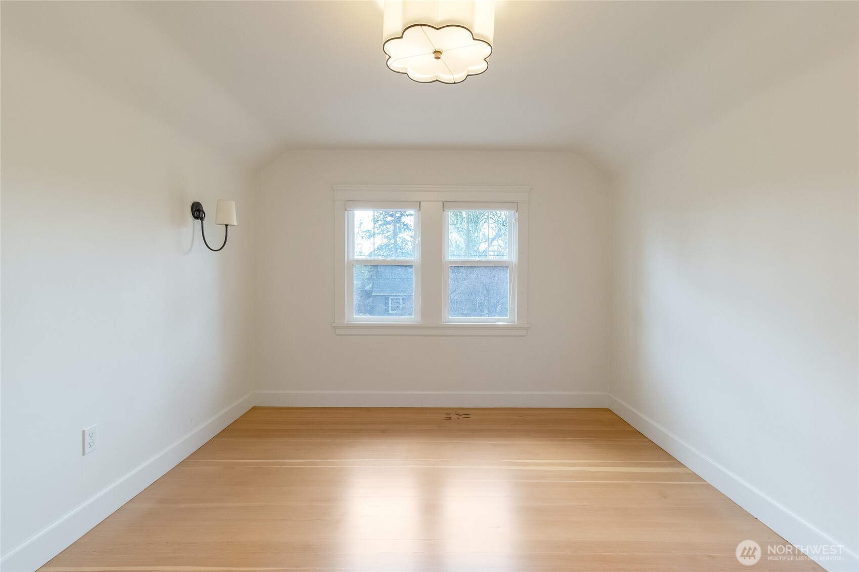 1051 Boyer Avenue Property Photo 19