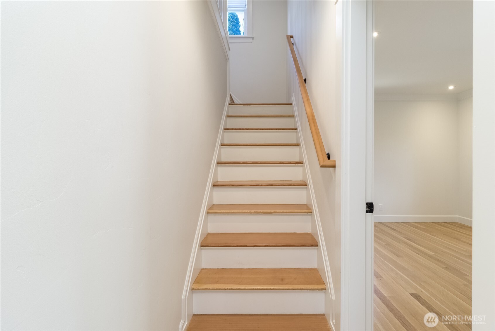 1051 Boyer Avenue Property Photo 20