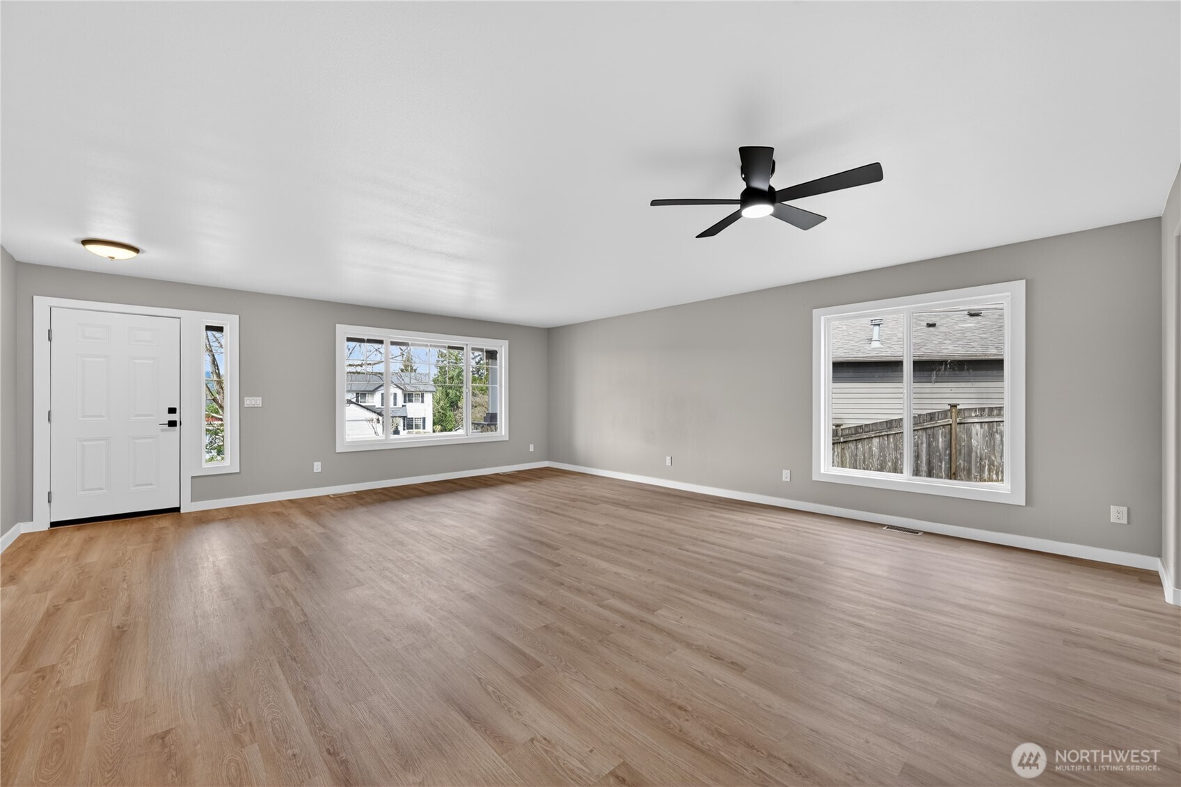 26518 Ne Kennedy Drive Property Photo 18