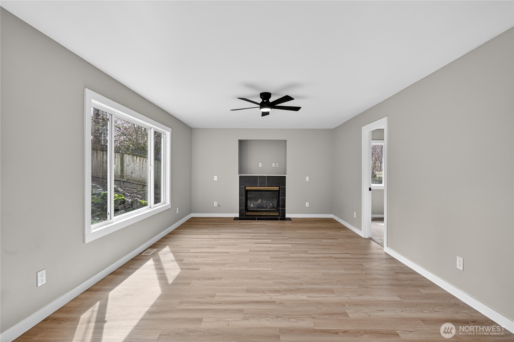 26518 Ne Kennedy Drive Property Photo 23