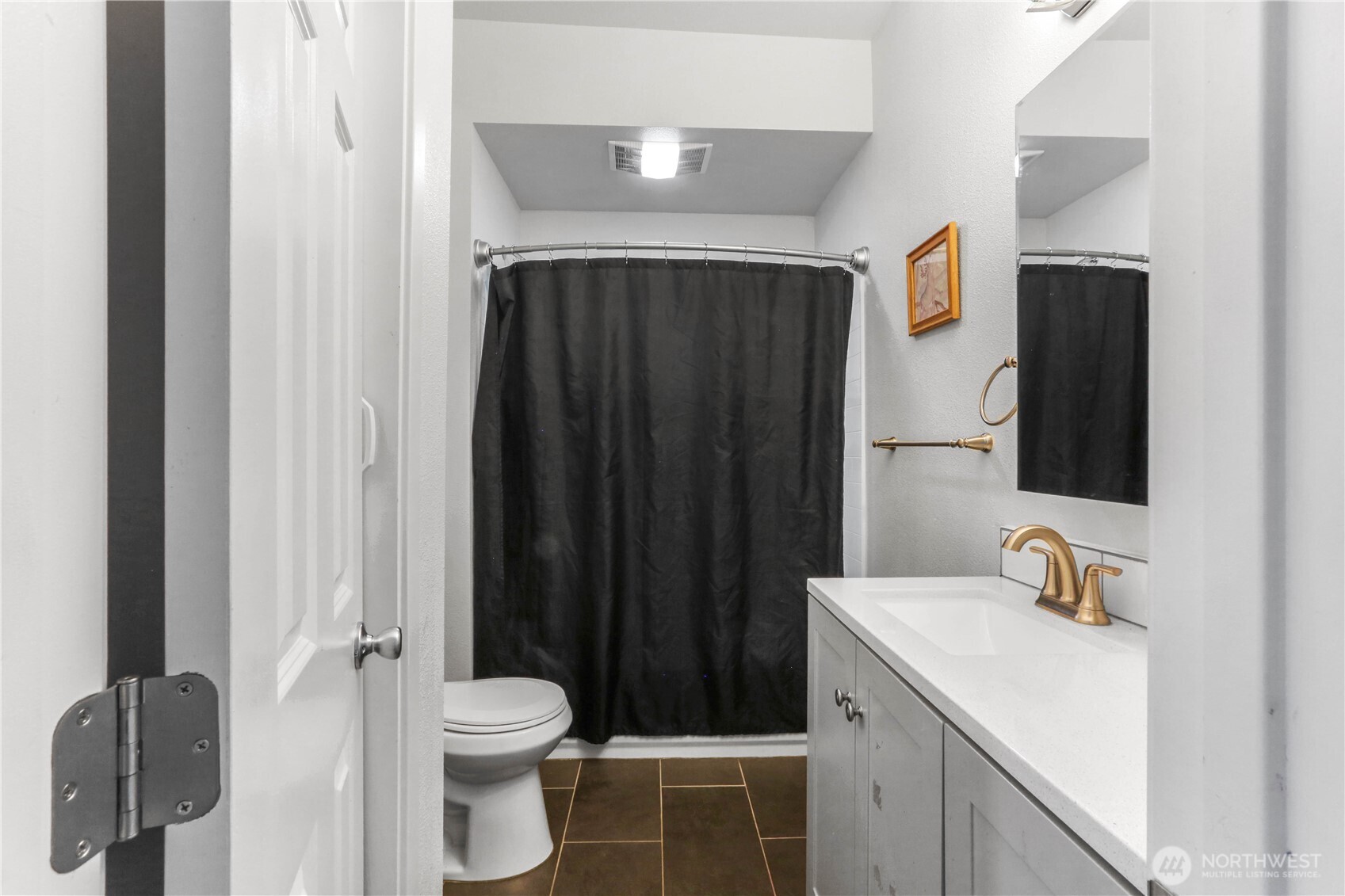 45337 Main Street Property Photo 15